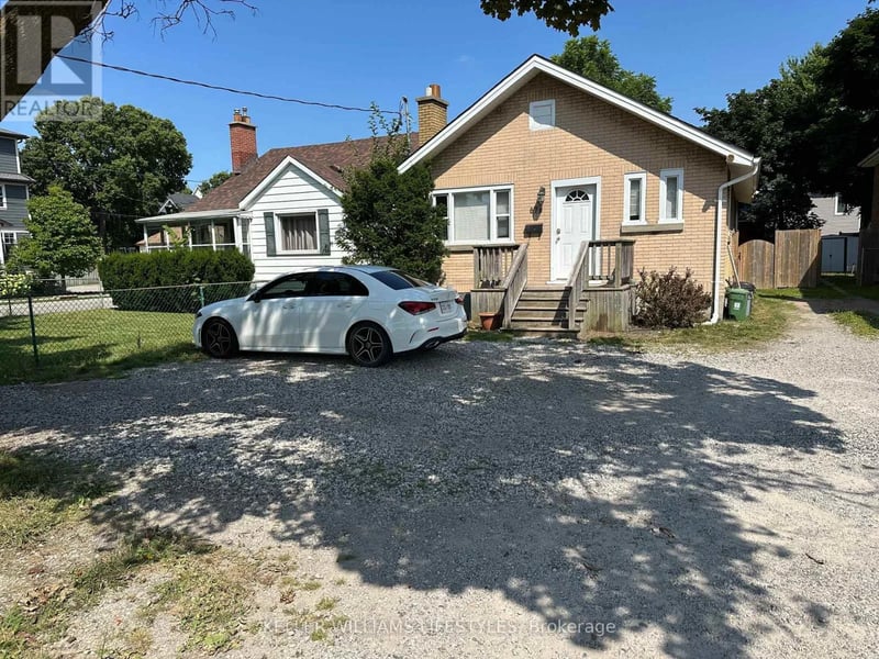 678 OXFORD Street East, London East (East C), Ontario, N5Y3J5, London East (East C), Ontario — photo 1 of 5