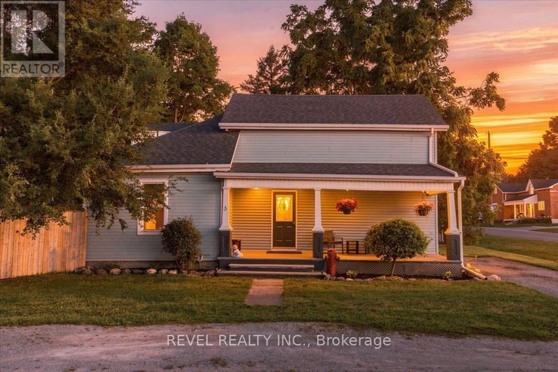 3 Queen Street South, Brant (Oakland), Ontario, N0E1R0, Brant (Oakland), Ontario — photo 1 of 5