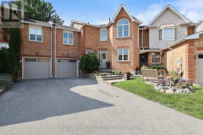 411 Butler Court, Aurora (Aurora Village), Ontario, L4G6G8, Aurora (Aurora Village), Ontario — photo 1 of 5