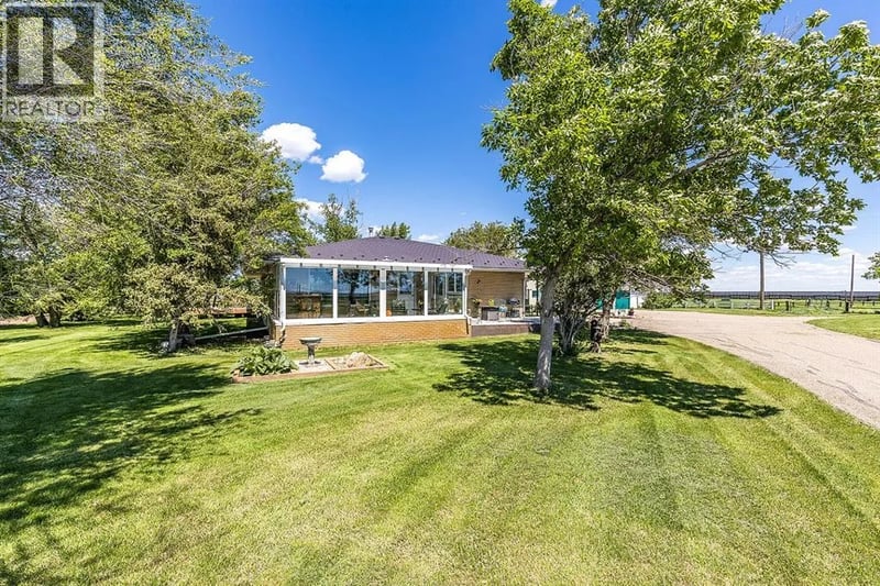 14017 Range Road 65, Rural Cypress County, Alberta, T0J2P0, Rural Cypress County, Alberta — photo 1 of 5