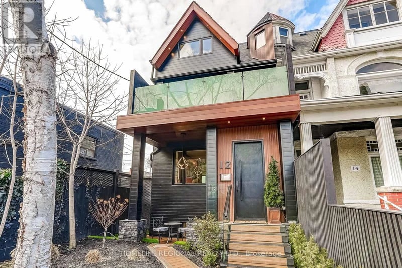 12 Macdonell Avenue, Toronto (Roncesvalles), Ontario, M6R2A2, Toronto (Roncesvalles), Ontario — photo 1 of 5