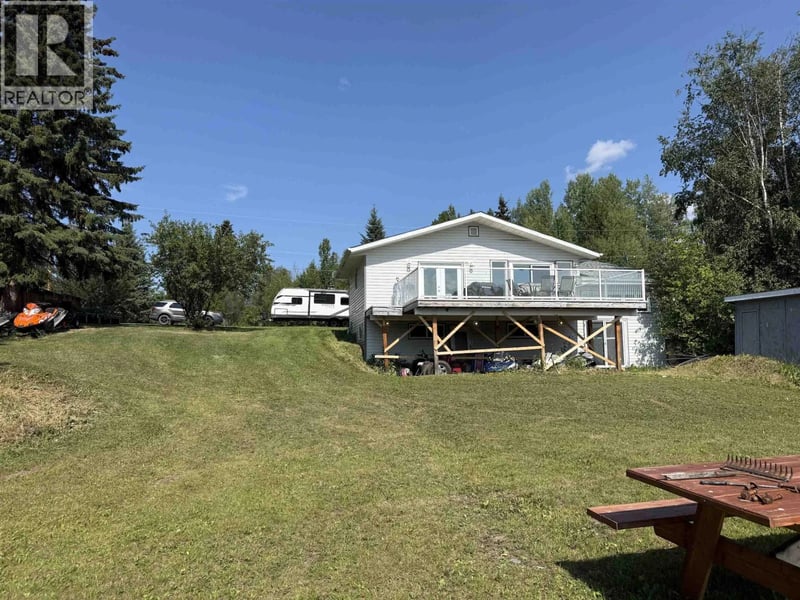 2055 GEROW ISLAND Road, Burns Lake, British Columbia, V0J1E2, Burns Lake, British Columbia — photo 1 of 5