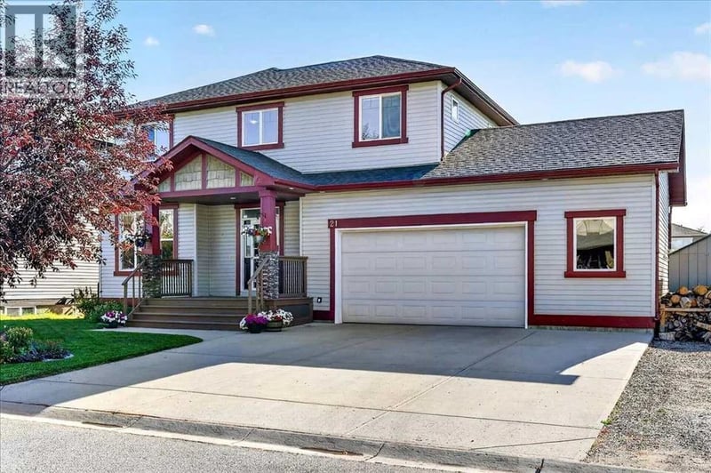 21 Mcintyre Place Northwest, Langdon, Alberta, T0J1X2, Langdon, Alberta — photo 1 of 5