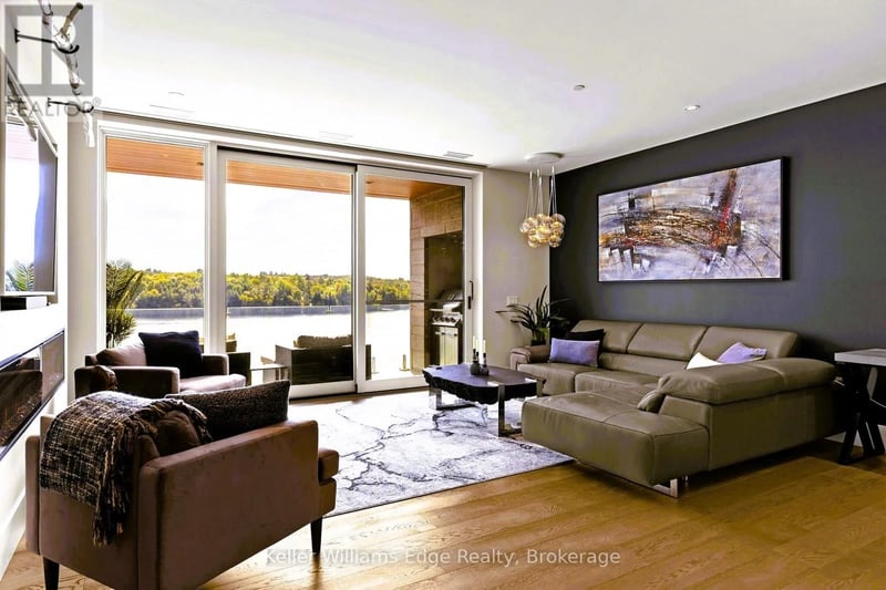 #209 727 Grandview Drive, Huntsville (Chaffey), Ontario, P1H2J5, Huntsville (Chaffey), Ontario — photo 1 of 5