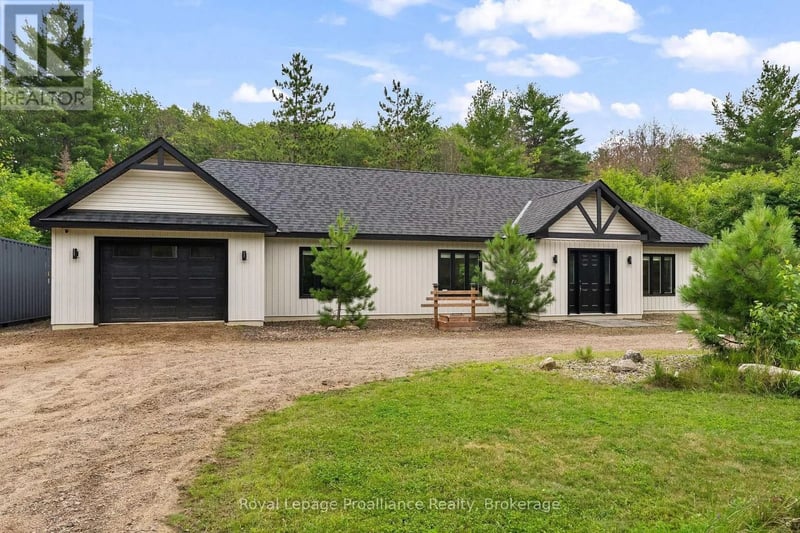 41948A Combermere Road, Madawaska Valley, Ontario, K0J1B0, Madawaska Valley, Ontario — photo 1 of 5
