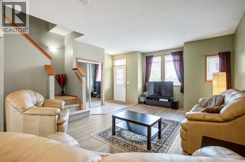 209 Strathcona Circle, Strathmore, Alberta, T1P0B1, Strathmore, Alberta — photo 1 of 5