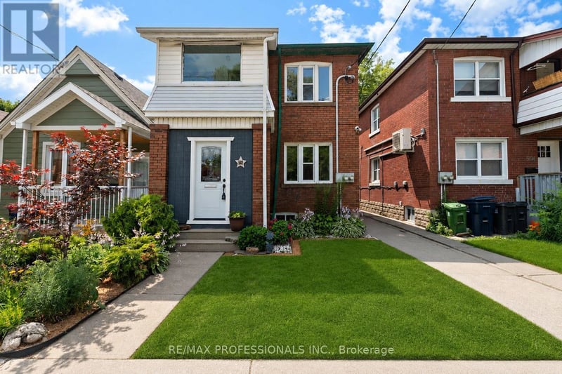 502 Jane Street, Toronto (Runnymede-Bloor West Village), Ontario, M6S4A2, Toronto (Runnymede-Bloor West Village), Ontario — photo 1 of 5