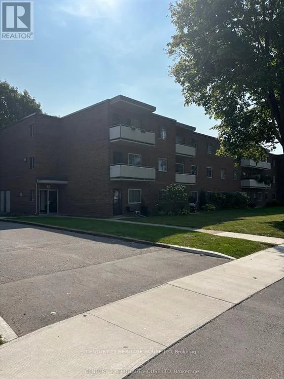 #104 31 Parkside Drive, St. Thomas, Ontario, N5R3V1, St. Thomas, Ontario