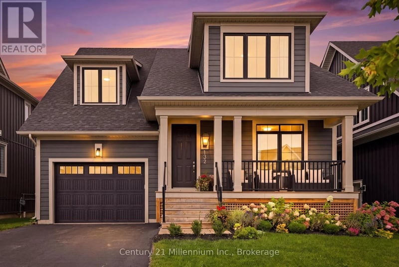 132 Sycamore Street, Blue Mountains, Ontario, L9Y4E2, Blue Mountains, Ontario — photo 1 of 5