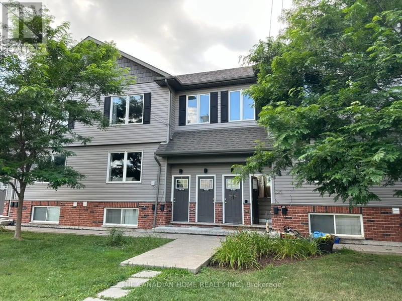 #220 220 Erie Street, Port Colborne (Main Street), Ontario, L3K0A6, Port Colborne (Main Street), Ontario — photo 1 of 5