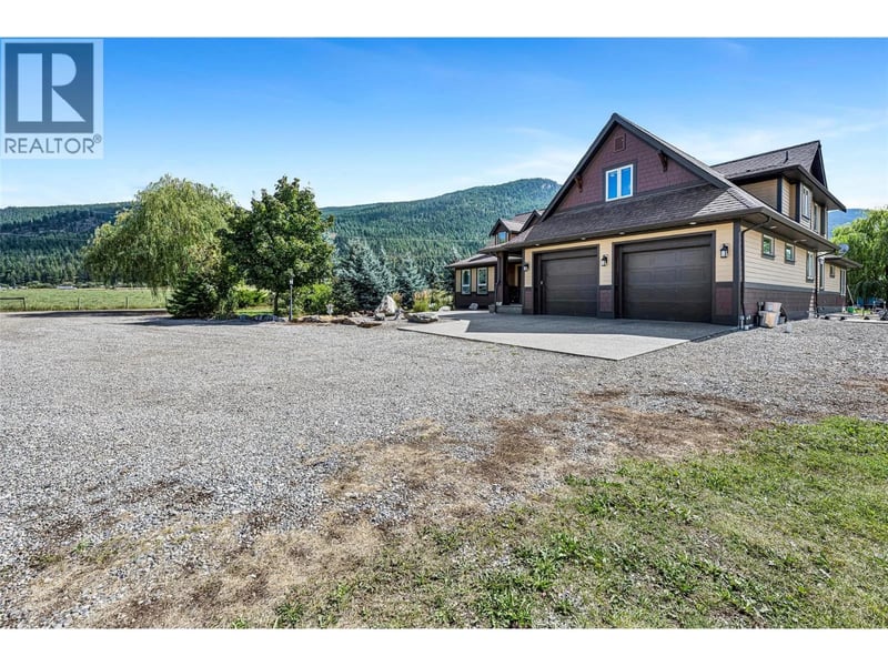 211 Pleasant Valley Cross Road, Armstrong, British Columbia, V0E1B2, Armstrong, British Columbia — photo 1 of 5