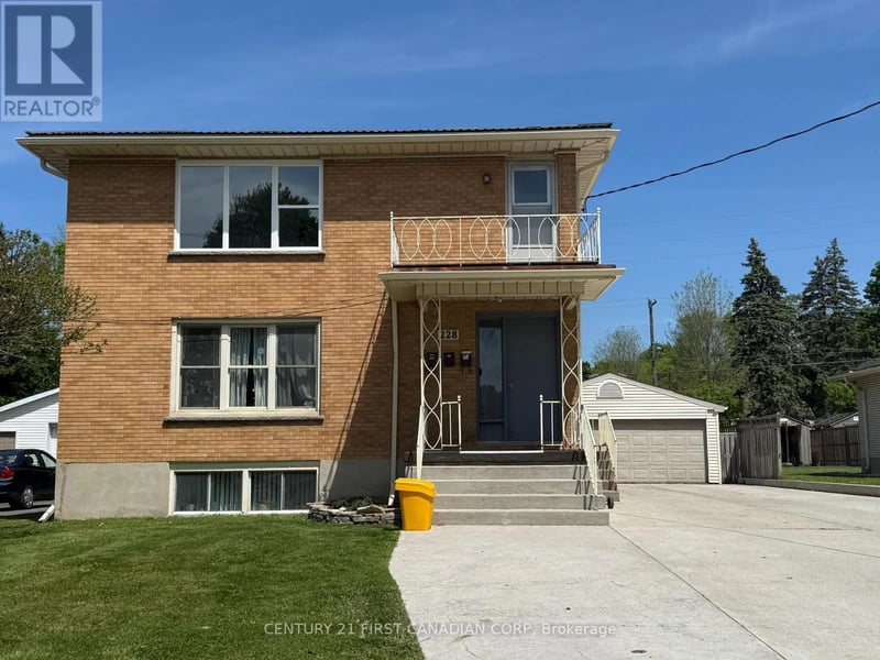 #3 228 Burnside Drive, London East (East I), Ontario, N5V1B9, London East (East I), Ontario — photo 1 of 5