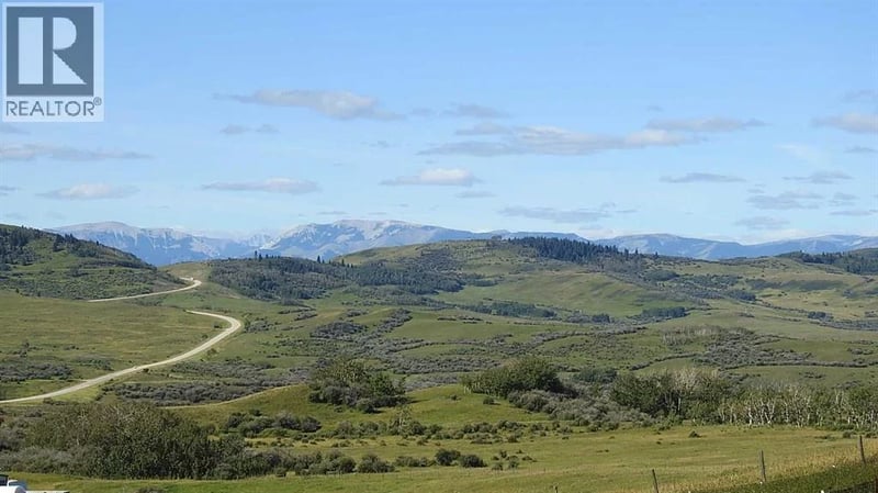 295080 Highway 533, Rural Willow Creek No. 26, M.D. of, Alberta, T0L1R0, Rural Willow Creek No. 26, M.D. of, Alberta — photo 1 of 5