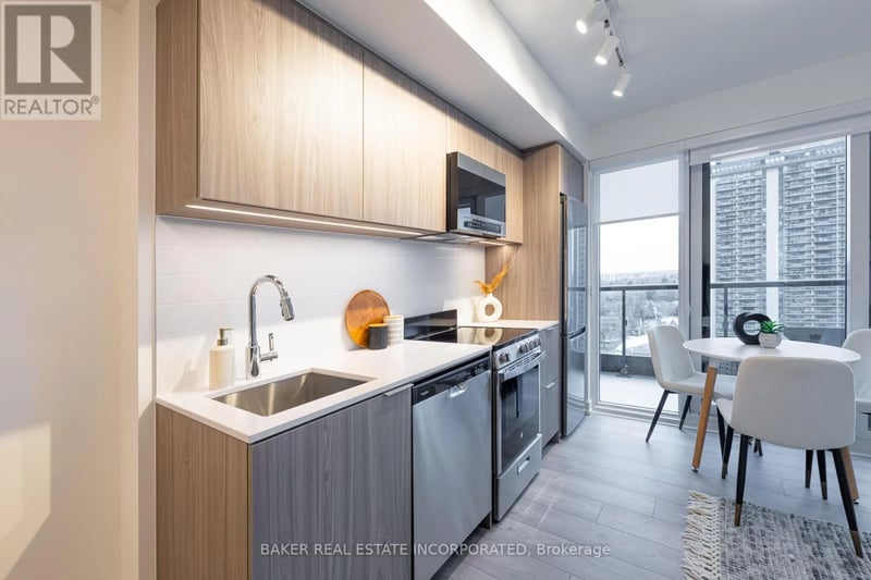 #1410 223 Redpath Avenue, Toronto (Mount Pleasant West), Ontario, M4P0E8, Toronto (Mount Pleasant West), Ontario — photo 1 of 5