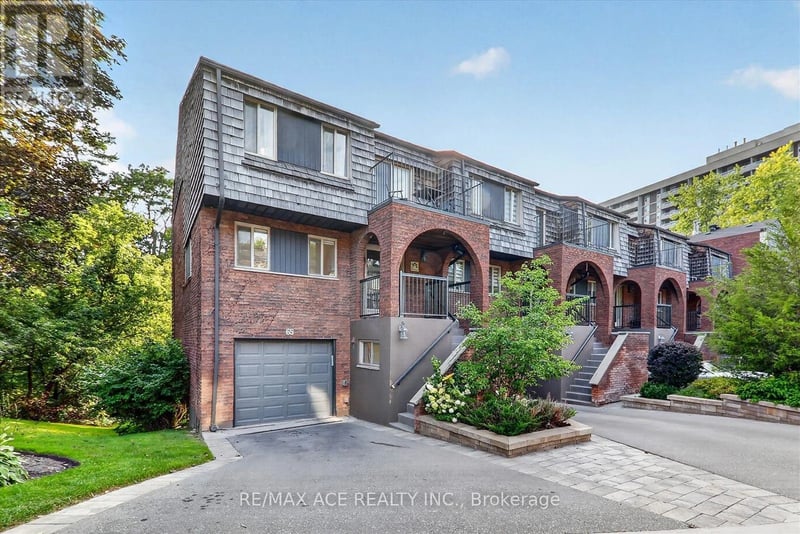65 Cricklewood Crescent, Markham (Royal Orchard), Ontario, L3T4T8, Markham (Royal Orchard), Ontario — photo 1 of 5