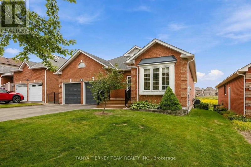 28 Perryview Drive, Scugog (Port Perry), Ontario, L9L1T5, Scugog (Port Perry), Ontario — photo 1 of 5