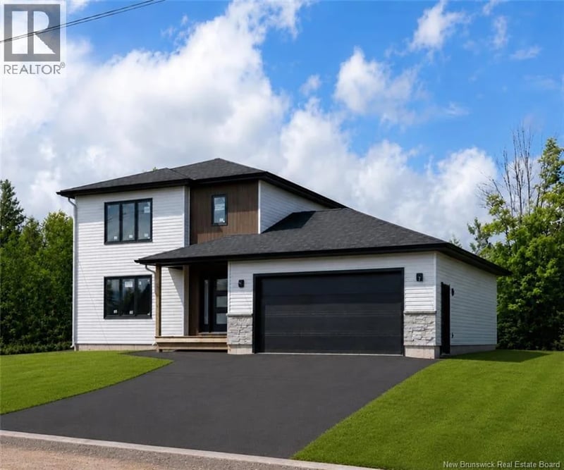 152 Rachel Street, Moncton, New Brunswick, E1G6H9, Moncton, New Brunswick — photo 1 of 5