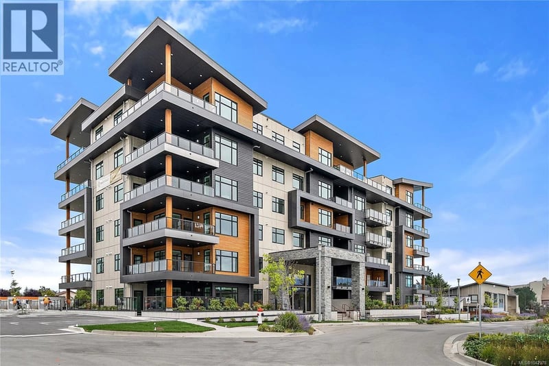 #403 2520 Hackett Crescent, Central Saanich, British Columbia, V8M0C5, Central Saanich, British Columbia — photo 1 of 5