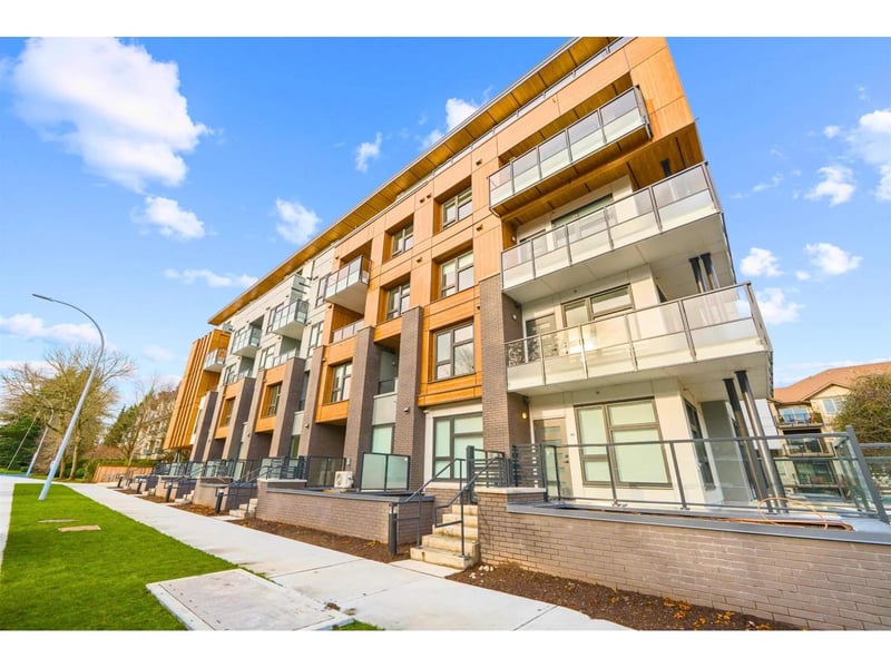 #101 15353 17 Avenue, Surrey, British Columbia, V4A0E2, Surrey, British Columbia — photo 1 of 5