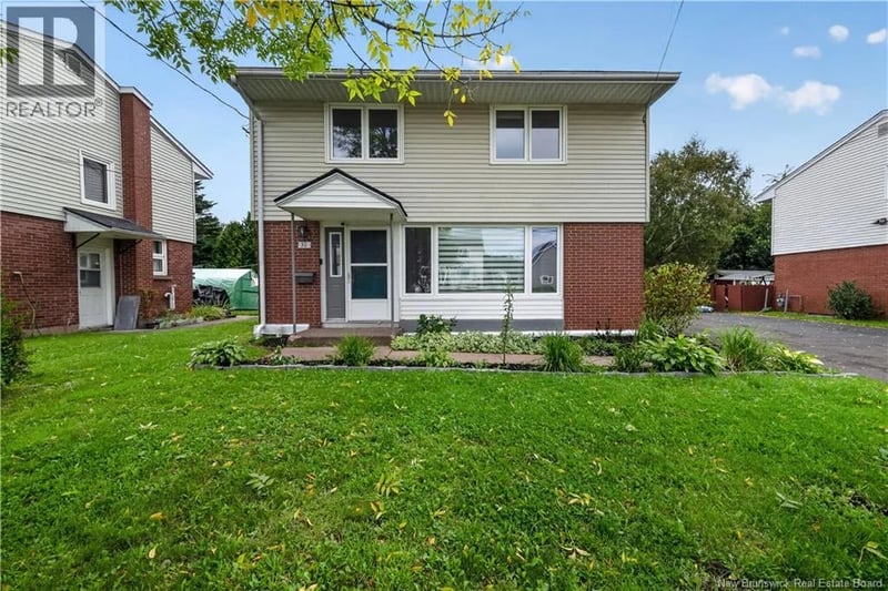 30 Beaton Avenue, Moncton, New Brunswick, E1E1S6, Moncton, New Brunswick — photo 1 of 5