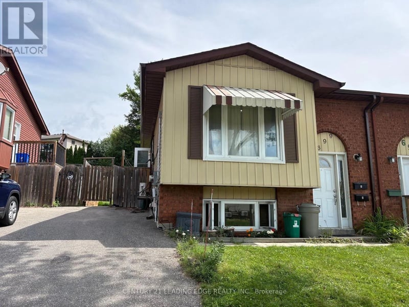 #1 699 Attersley Drive, Oshawa (Pinecrest), Ontario, L1K1P9, Oshawa (Pinecrest), Ontario — photo 1 of 5