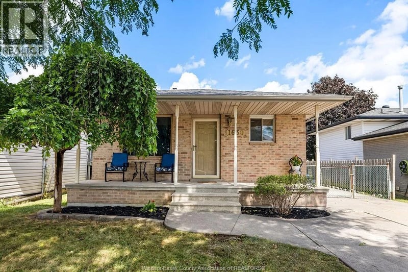 1630 BLUE SPRING, Windsor, Ontario, N8W5L2, Windsor, Ontario — photo 1 of 5