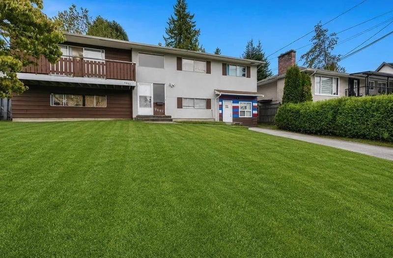 9892 130 Street, Surrey, British Columbia, V3T3L4, Surrey, British Columbia — photo 1 of 5