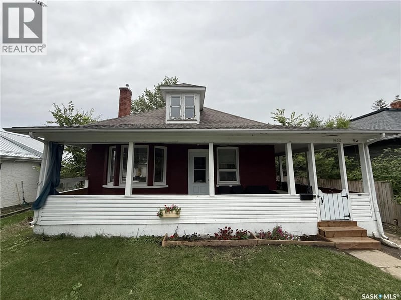 1452 99th STREET, North Battleford, Saskatchewan, S9A0R1, North Battleford, Saskatchewan — photo 1 of 5