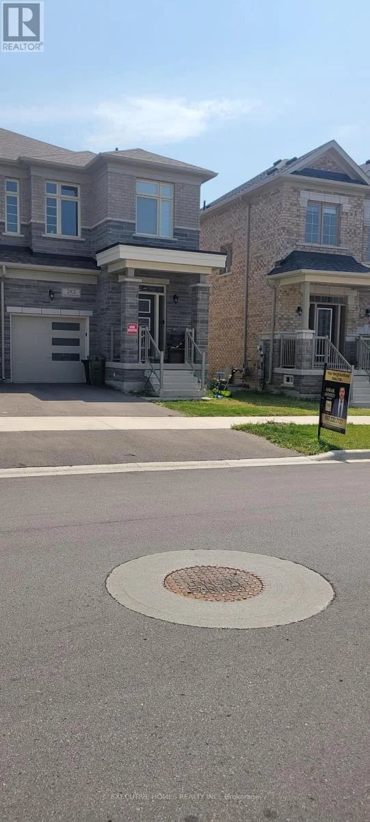 282 Great Falls Boulevard, Hamilton (Waterdown), Ontario, L8B1Z5, Hamilton (Waterdown), Ontario — photo 1 of 5