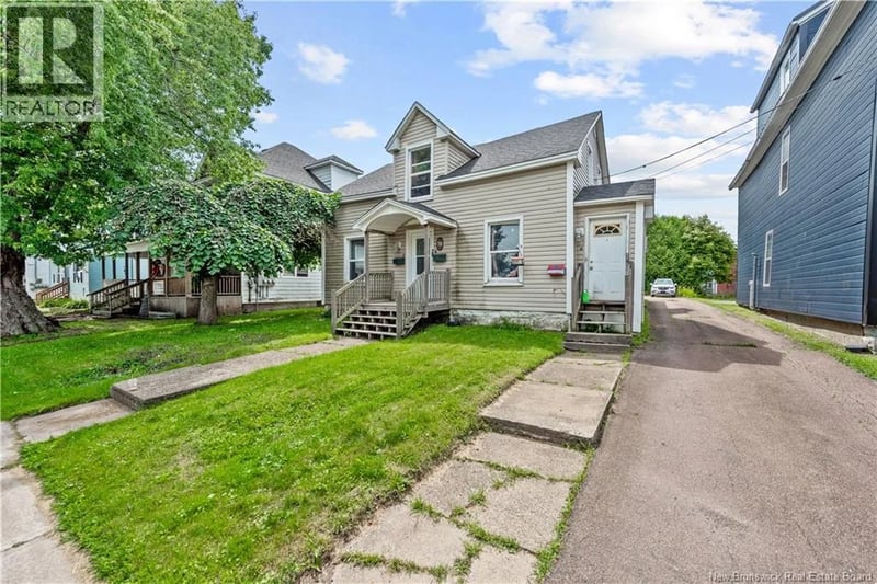 76 Steadman Street, Moncton, New Brunswick, E1C4P4, Moncton, New Brunswick — photo 1 of 5