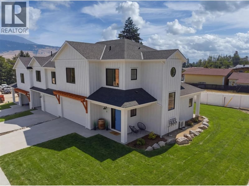 #8 11565 Okanagan Centre Road East, Lake Country, British Columbia, V4V1G4, Lake Country, British Columbia — photo 1 of 5