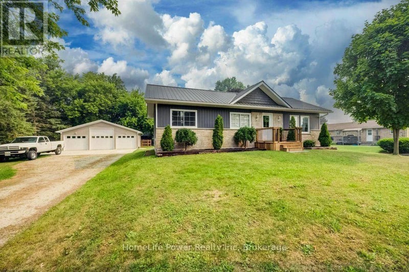 1077 QUEEN Street, Howick, Ontario, N0G2X0, Howick, Ontario — photo 1 of 5
