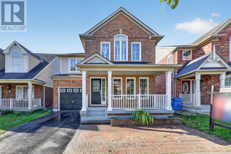 23 Harry Sanders Avenue, Whitchurch-Stouffville (Stouffville), Ontario, L4A0J7, Whitchurch-Stouffville (Stouffville), Ontario — photo 1 of 5