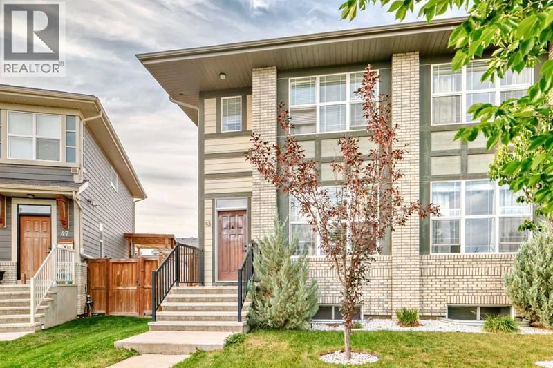 43 Masters Square Southeast, Calgary, Alberta, T3M2N3, Calgary, Alberta — photo 1 of 5