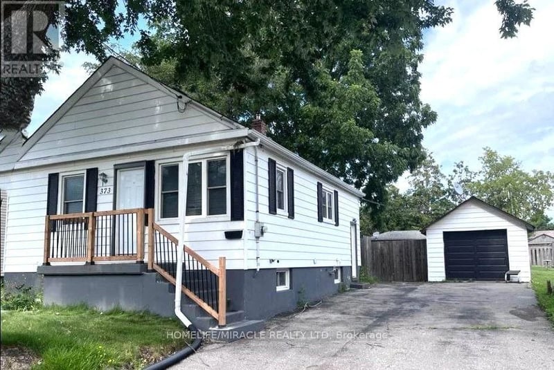 373 Drew Street East, Oshawa (Central), Ontario, L1H5B4, Oshawa (Central), Ontario — photo 1 of 5
