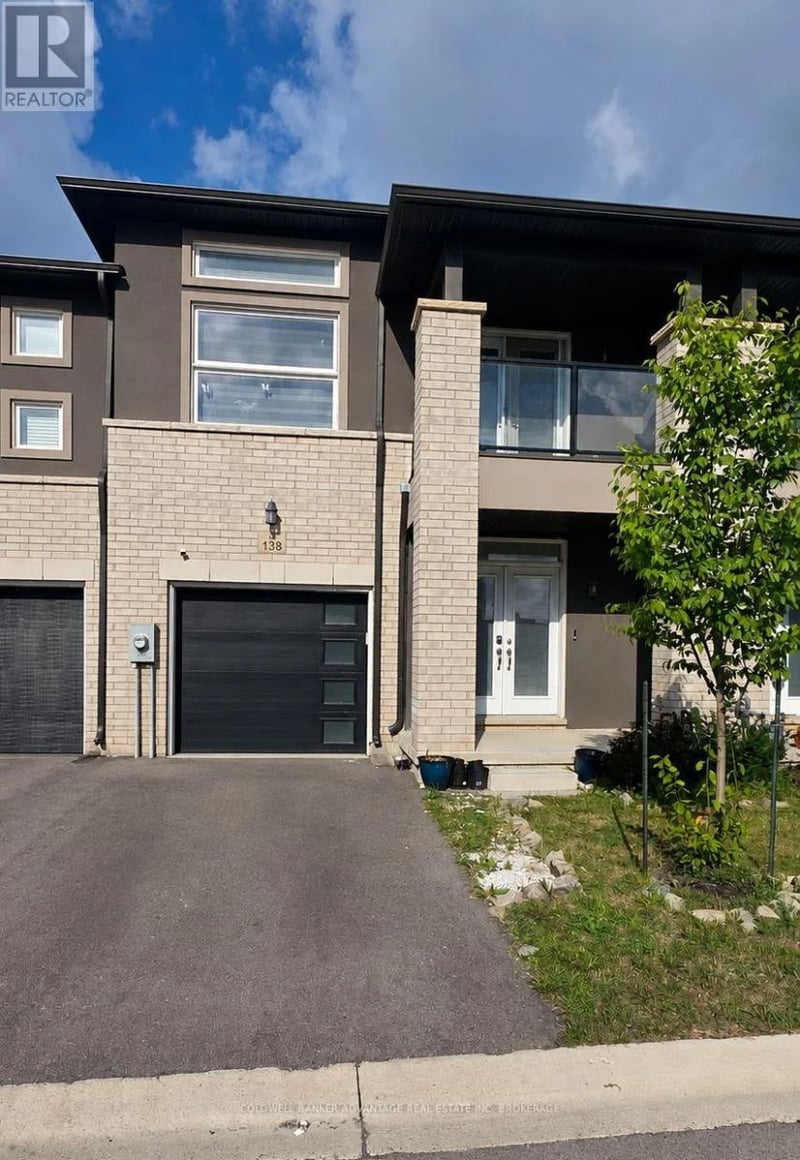 138 Renfrew Trail, Welland (N. Welland), Ontario, L3C0K2, Welland (N. Welland), Ontario — photo 1 of 5