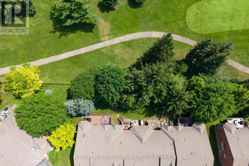 12 Fairway Lane, Guelph (Riverside Park), Ontario, N1E7A9, Guelph (Riverside Park), Ontario — photo 1 of 5