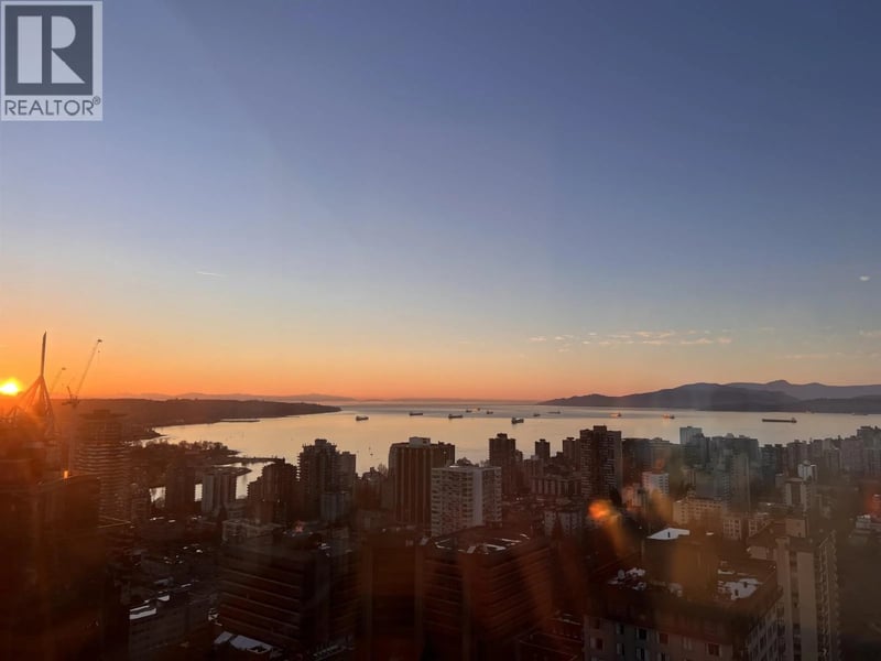 #3704 938 NELSON Street, Vancouver, British Columbia, V6Z3A7, Vancouver, British Columbia — photo 1 of 5