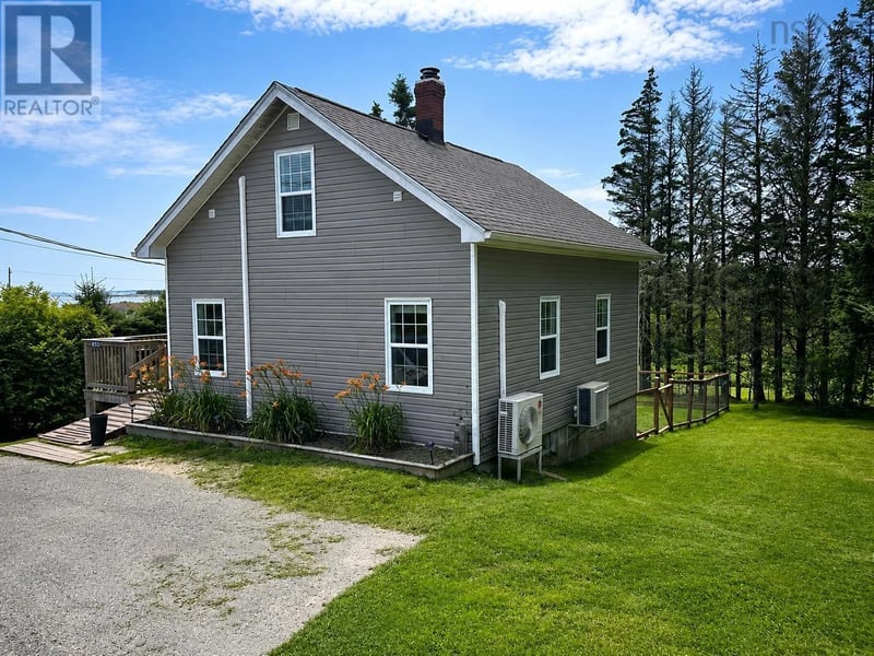 1833 EASTERN SHORE Road, West Berlin, Nova Scotia, B0J1H0, West Berlin, Nova Scotia — photo 1 of 5