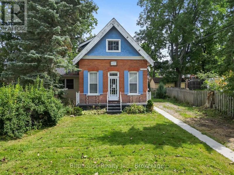 12 Mill Street, Kawartha Lakes (Lindsay), Ontario, K9V2K8, Kawartha Lakes (Lindsay), Ontario — photo 1 of 5