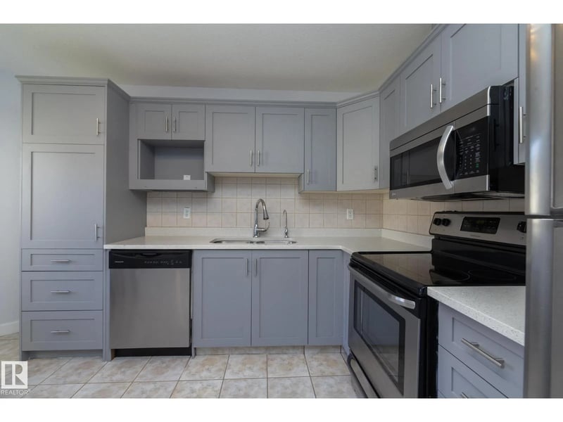 #37 3811 85 ST NW, Edmonton, Alberta, T6K4C7, Edmonton, Alberta — photo 1 of 5