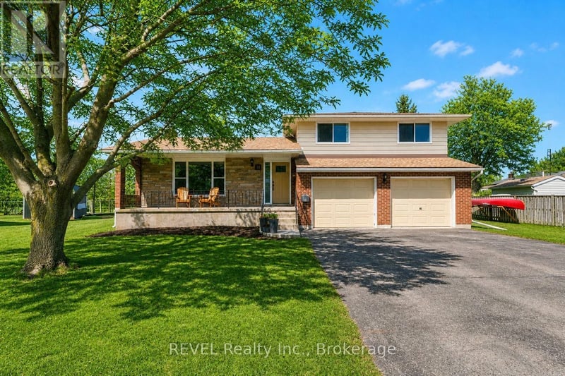 21 Lena Crescent, Port Colborne (Sugarloaf), Ontario, L3K5X3, Port Colborne (Sugarloaf), Ontario — photo 1 of 5