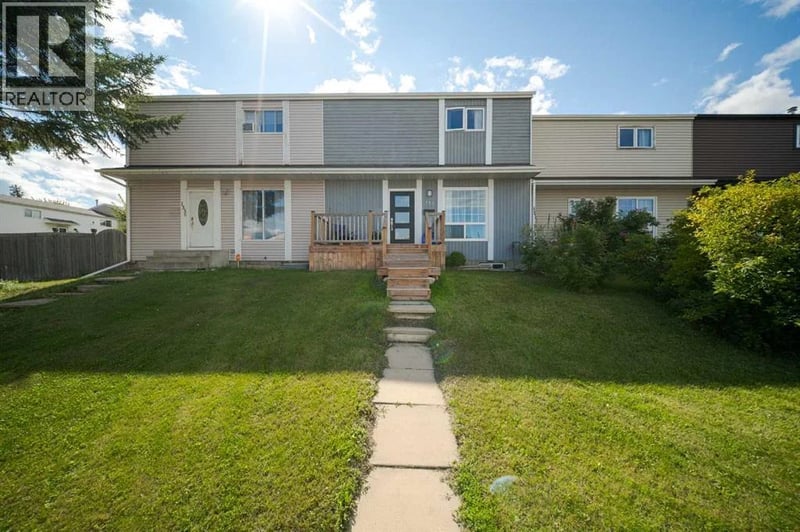 137 Romany Street, Fort McMurray, Alberta, T9H4H5, Fort McMurray, Alberta — photo 1 of 5