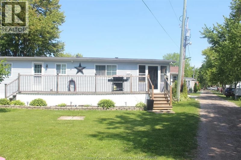 #8 Lake Rd 20951 Pier Road, Wheatley, Ontario, N0P2P0, Wheatley, Ontario — photo 1 of 5