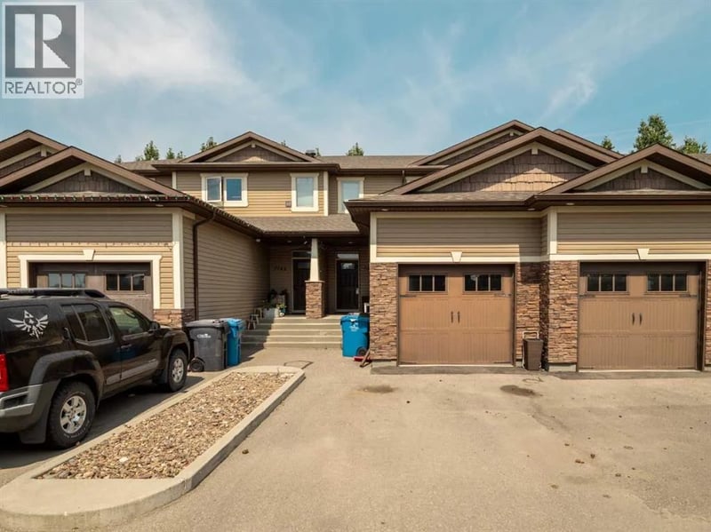 2244 18 Avenue, Coaldale, Alberta, T1M0C2, Coaldale, Alberta — photo 1 of 5
