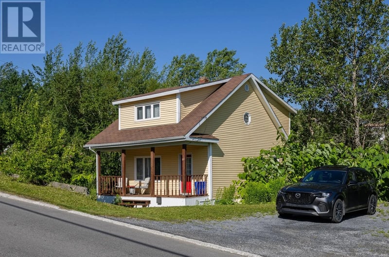 82 Valley Road, Corner Brook, Newfoundland & Labrador, A2H5B7, Corner Brook, Newfoundland & Labrador — photo 1 of 5