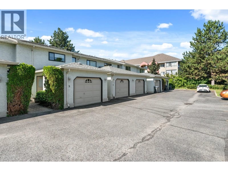 #5 130 Dundas Rd. Road, Kelowna, British Columbia, V1X4M4, Kelowna, British Columbia — photo 1 of 5