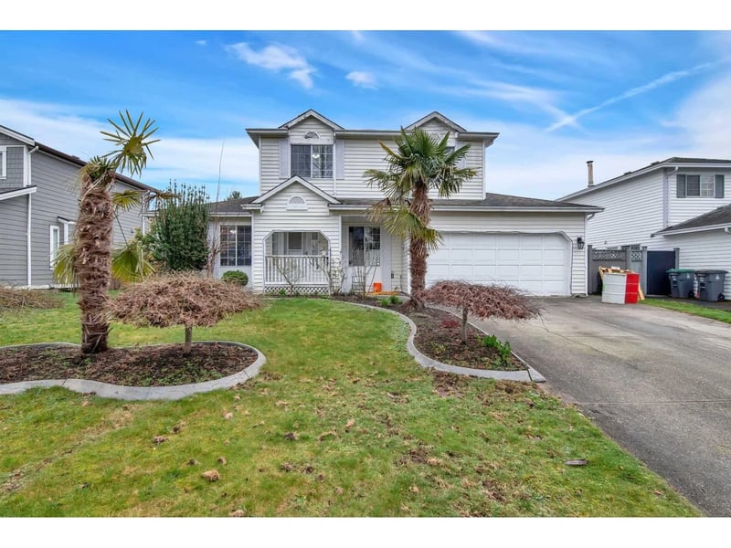 7478 123 Street, Surrey, British Columbia, V3W9N1, Surrey, British Columbia — photo 1 of 5