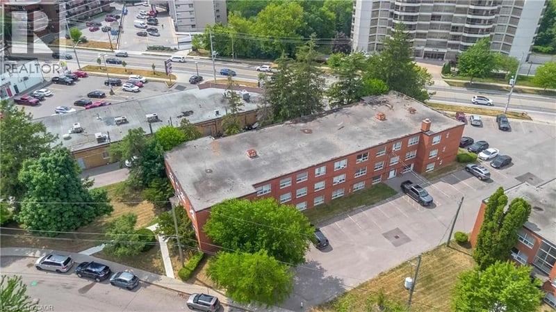 #310 57 MERICOURT Road, Hamilton, Ontario, L8S2N5, Hamilton, Ontario — photo 1 of 5