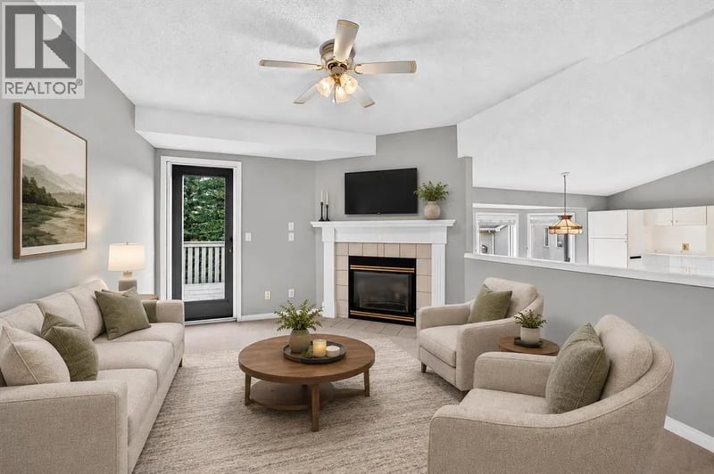 23 Sunlake Gardens Southeast, Calgary, Alberta, T2X3G4, Calgary, Alberta — photo 1 of 5
